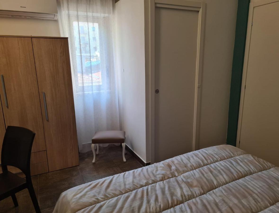 Al Primo Piano Bed And Breakfast Фоджиа Экстерьер фото