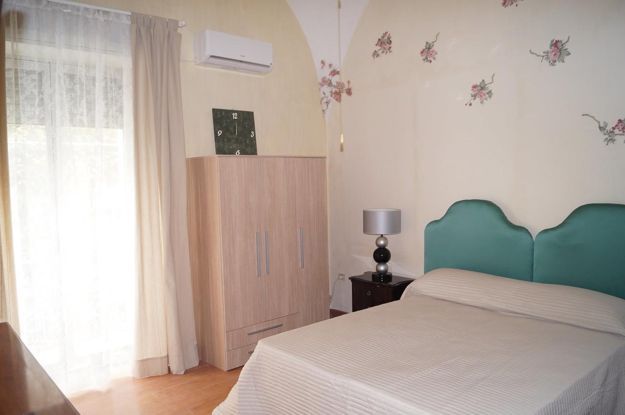 Al Primo Piano Bed And Breakfast Фоджиа Экстерьер фото